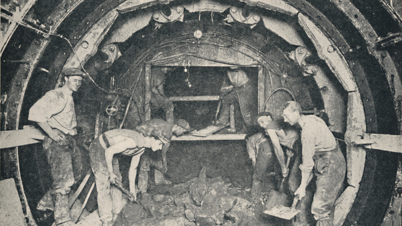 tunnel engineering early 20th century.jpg