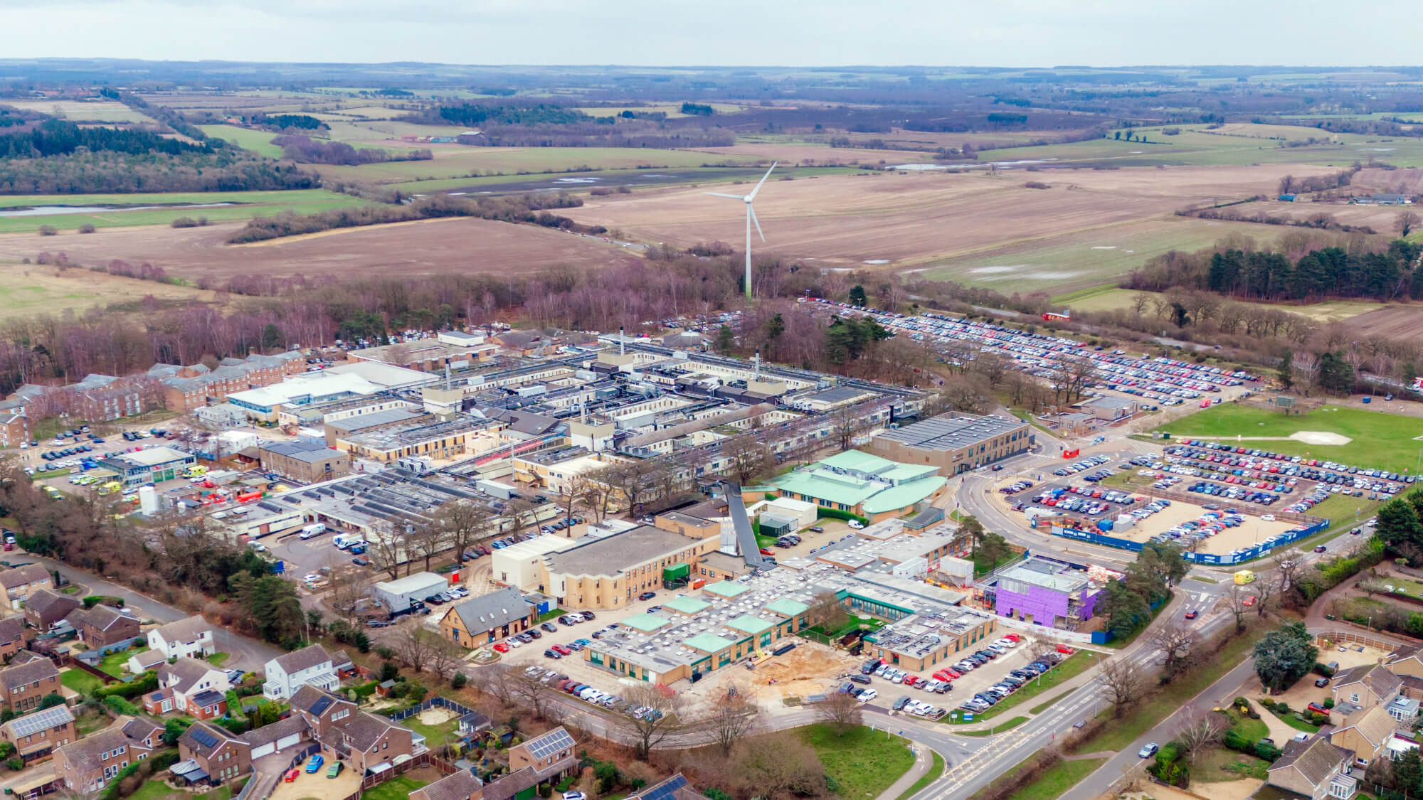 Drone shot of the new Queen Elizabeth Hospital.