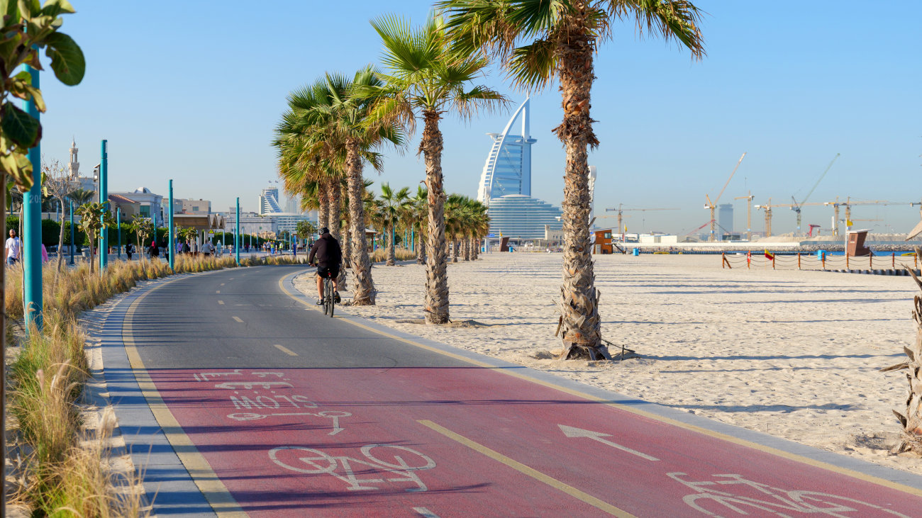 A cycle path in Dubai.